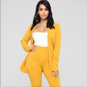 🆕 PAYING IT FORWARD BLAZER SET SIZE: LARGE